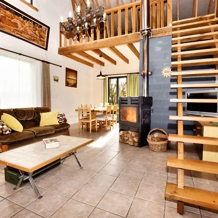 Holiday home In Peaceful Setting And Large Garden